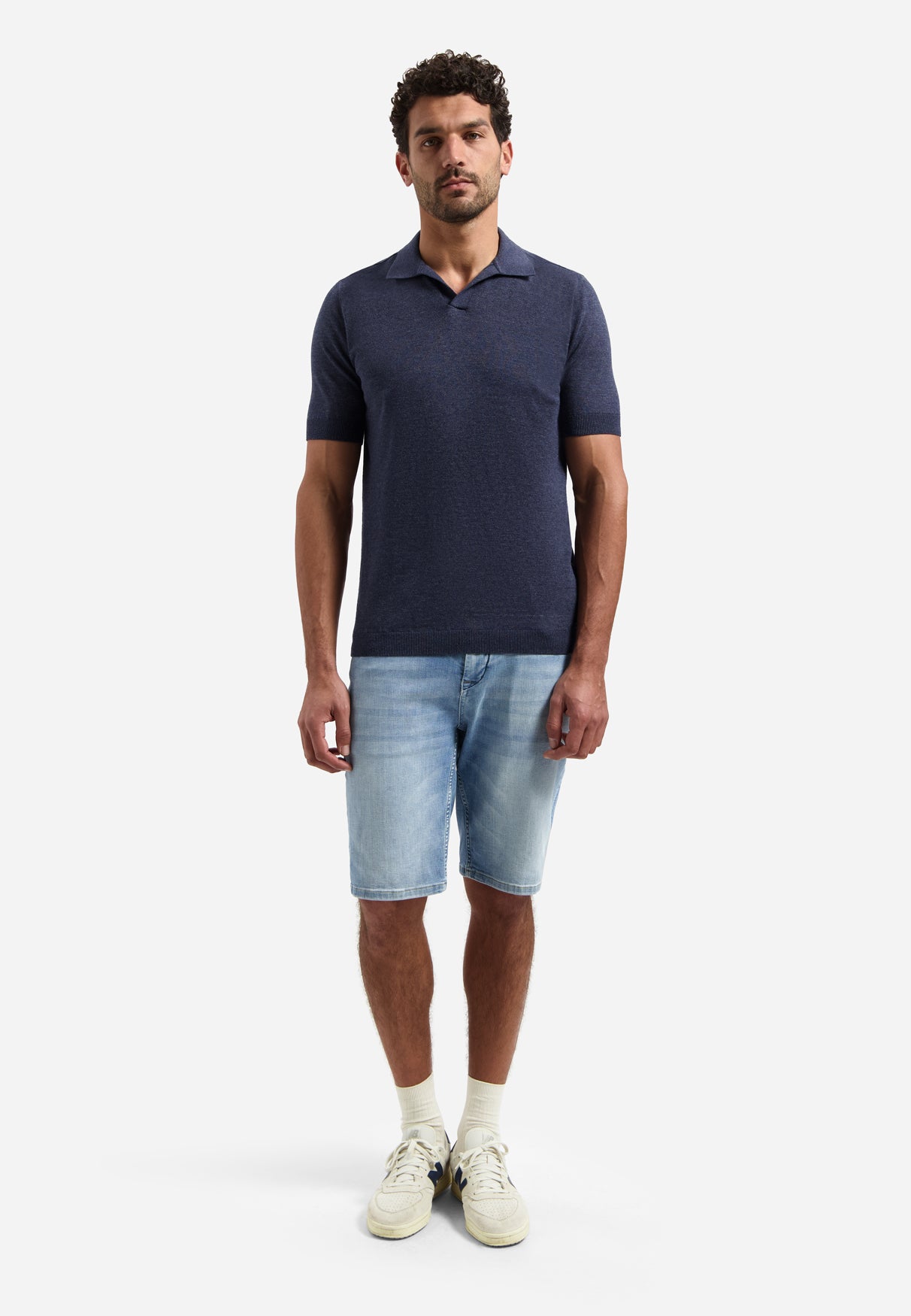 Knitted polo shirt with V-neck | Night