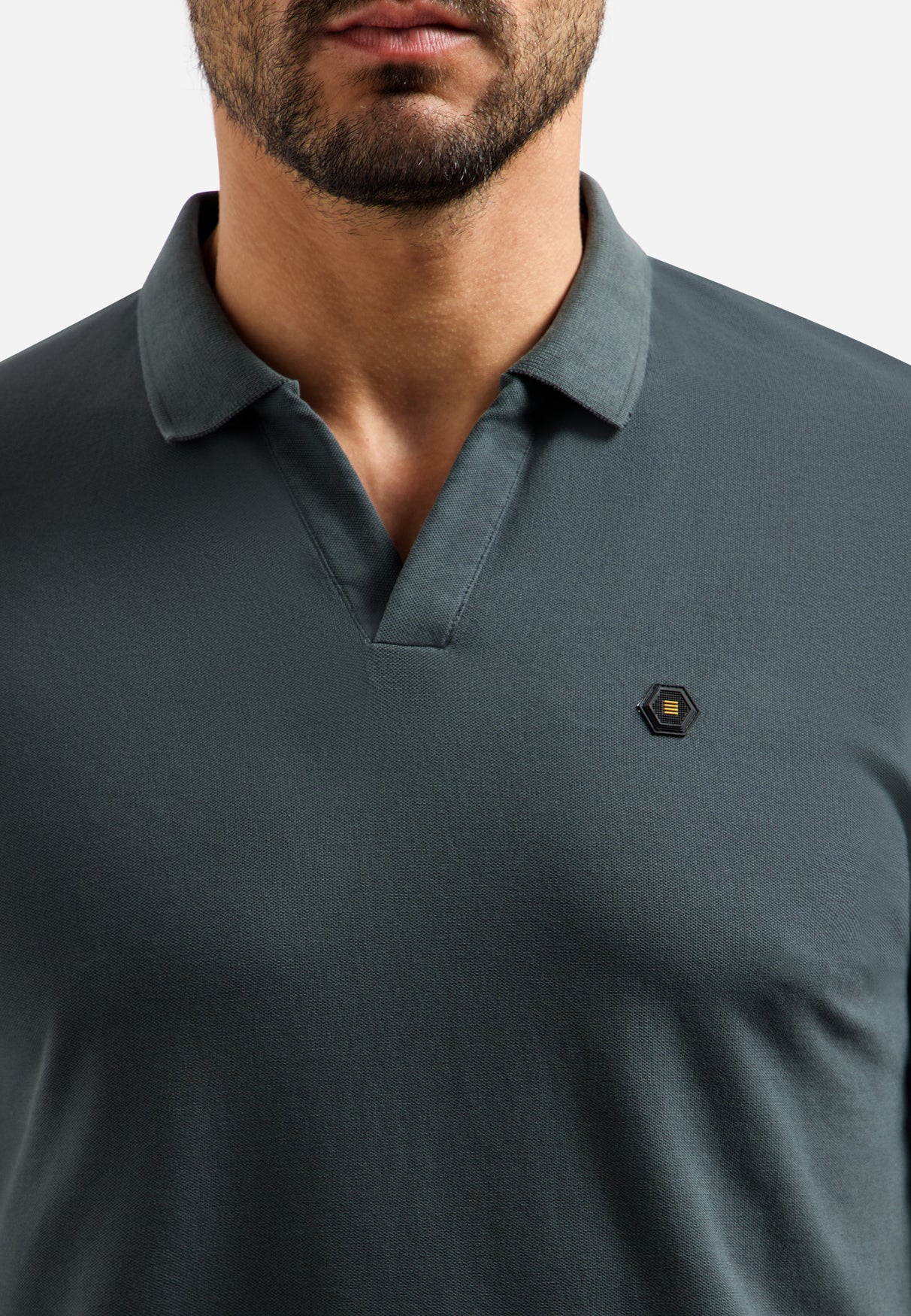 Basic polo shirt with V-neck | Dark Steel