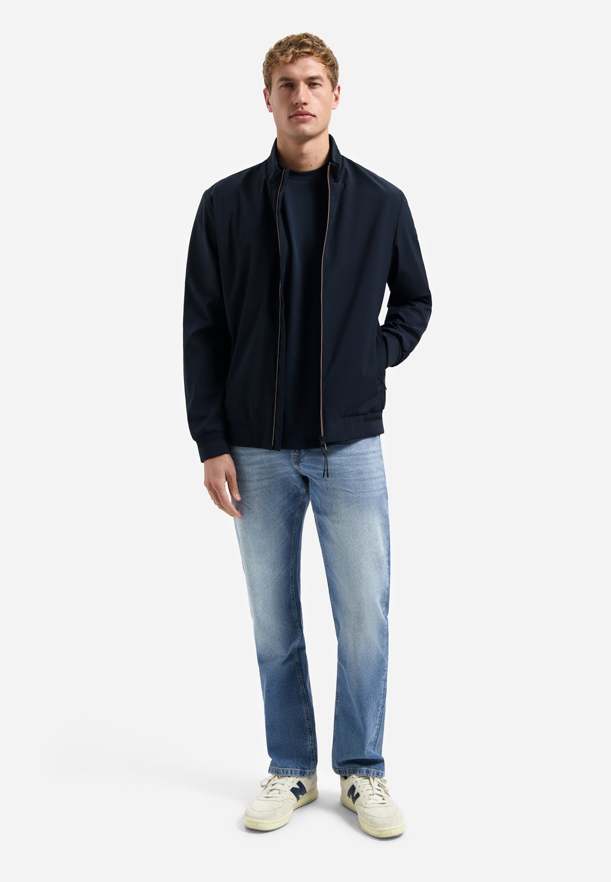 Sommerjacke mit geripptem Kragen. | Night