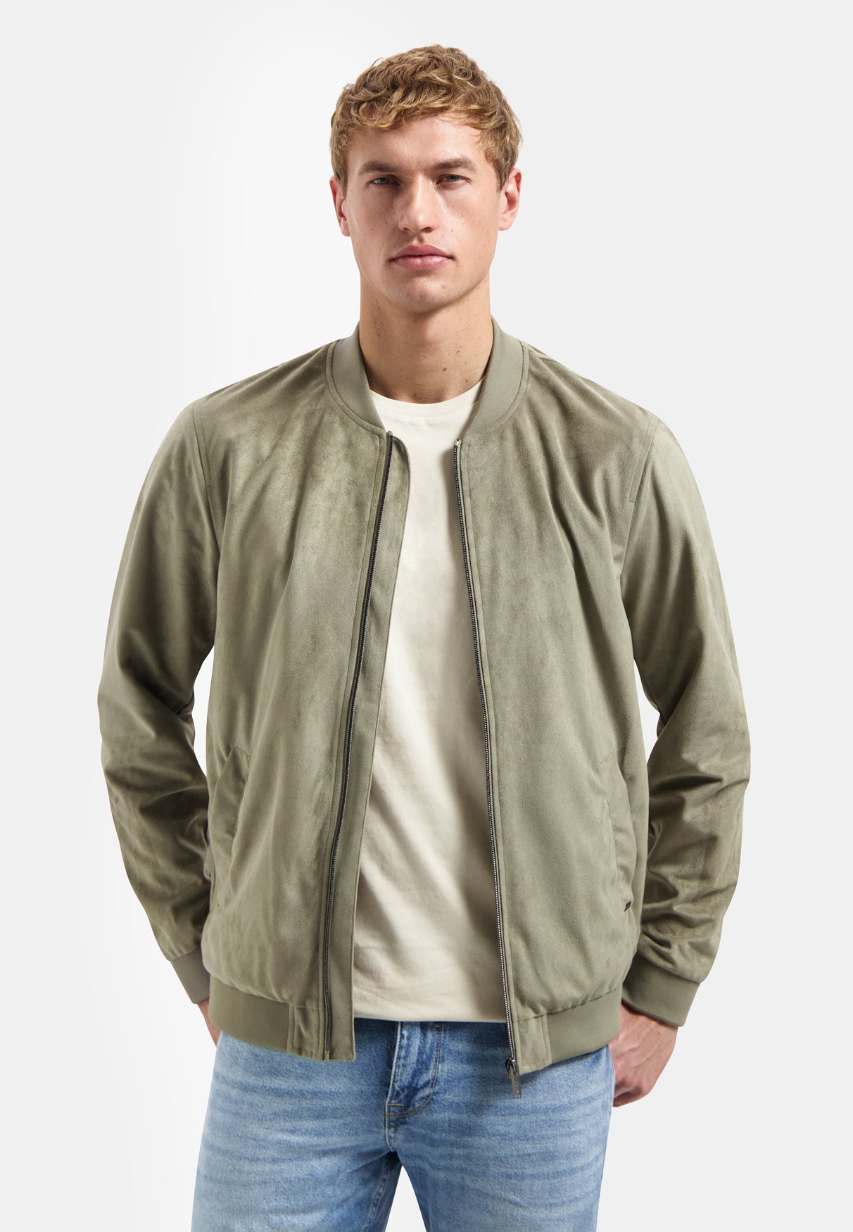 Bomberjacke in Wildlederoptik | Light Moss
