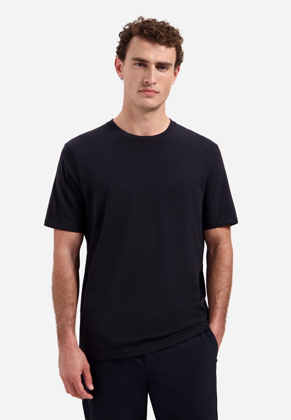 Timeless Basics Basic T-shirt | Black