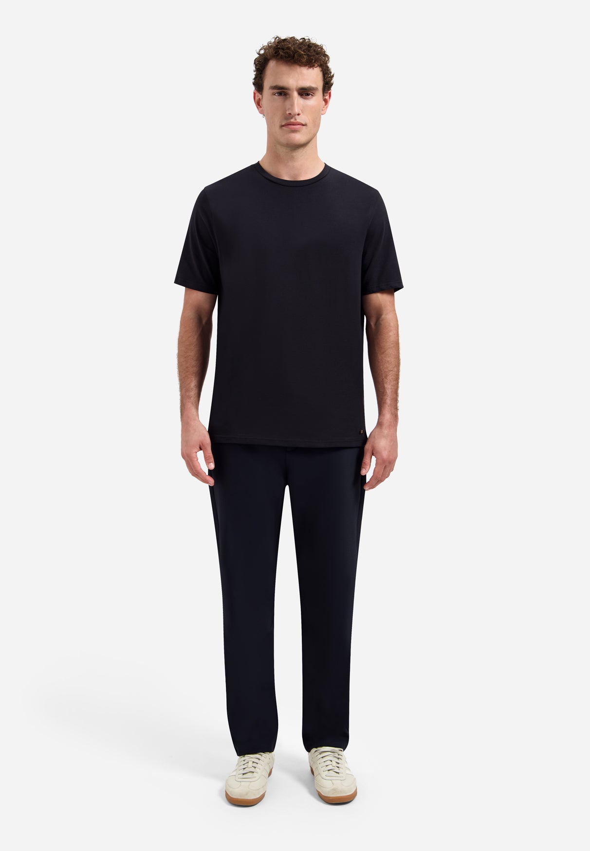 Timeless Basics Basic T-shirt | Black