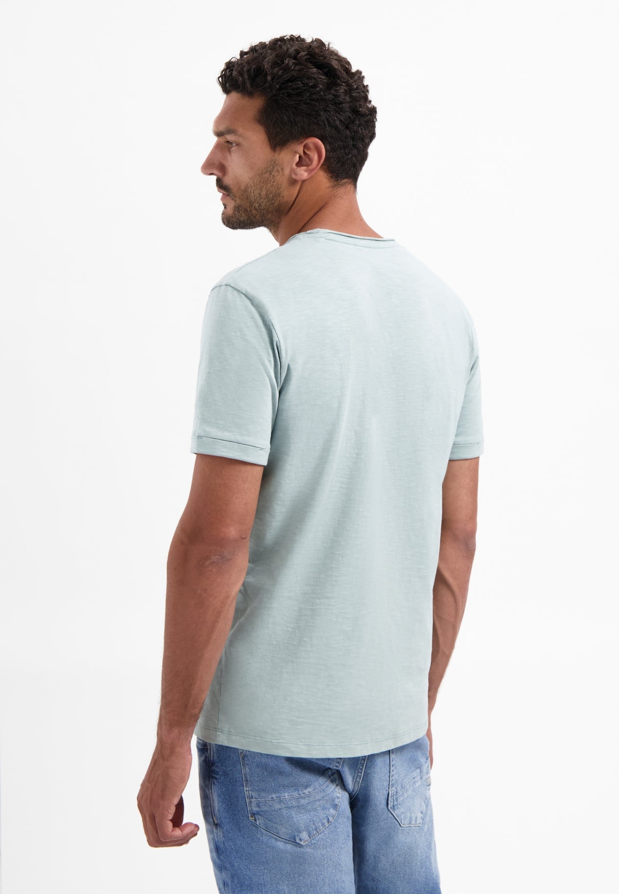 Timeless Basics Round Neck T-Shirt | Smoke