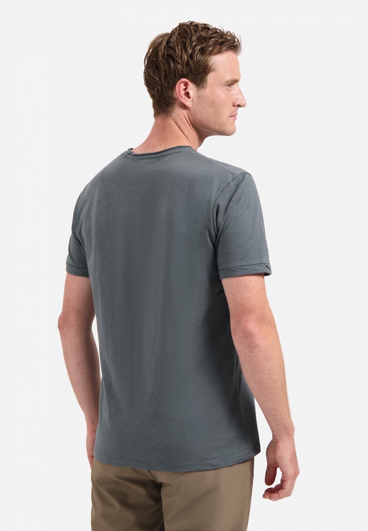 Zeitlose Basics T-Shirt mit Rundhalsausschnitt | Dark Steel