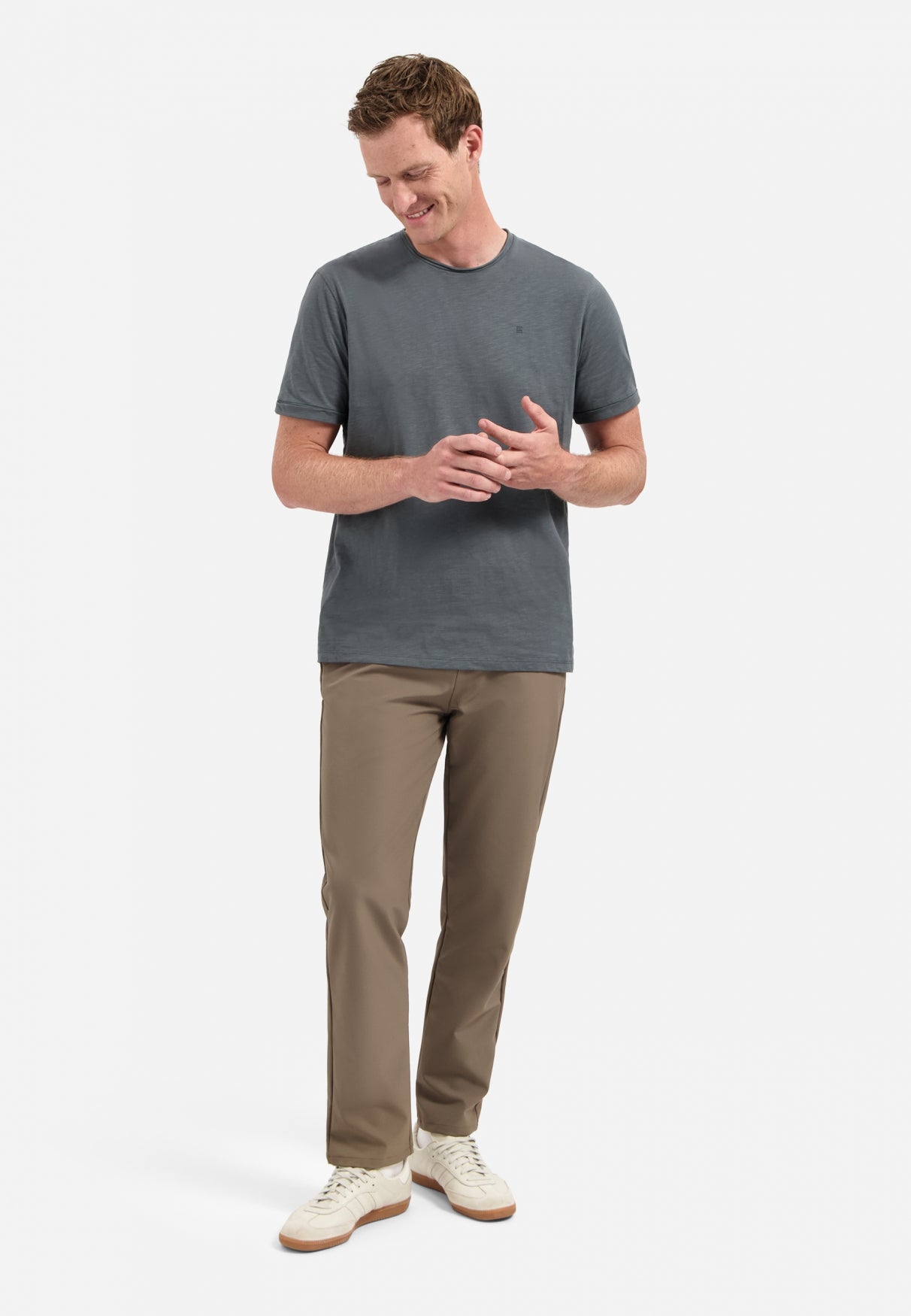 Zeitlose Basics T-Shirt mit Rundhalsausschnitt | Dark Steel