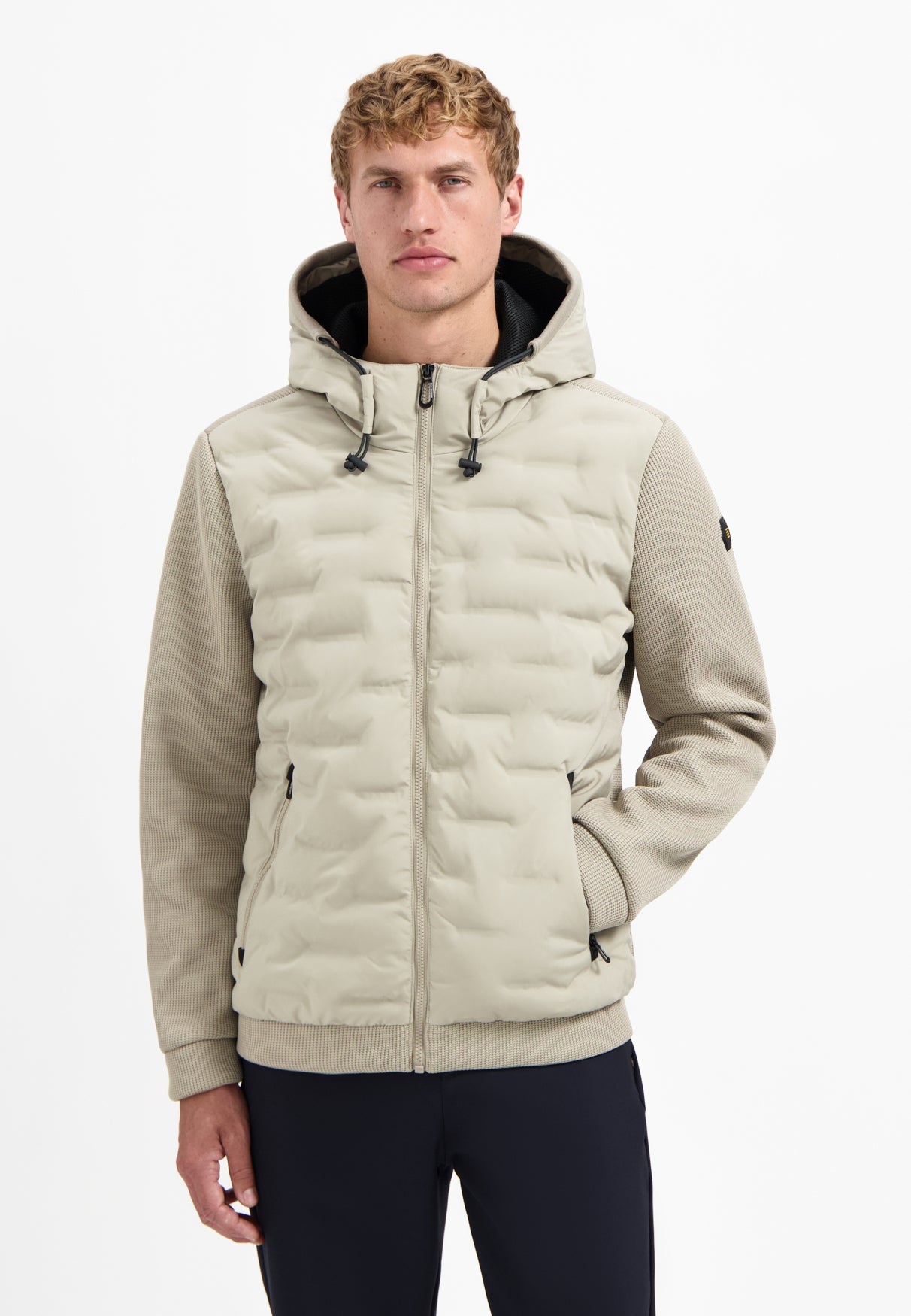 Knitted sleeve jacket | Stone