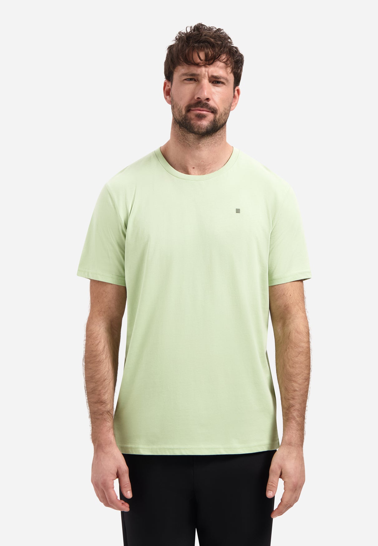 Basic plain T-shirt with round neck. | Green