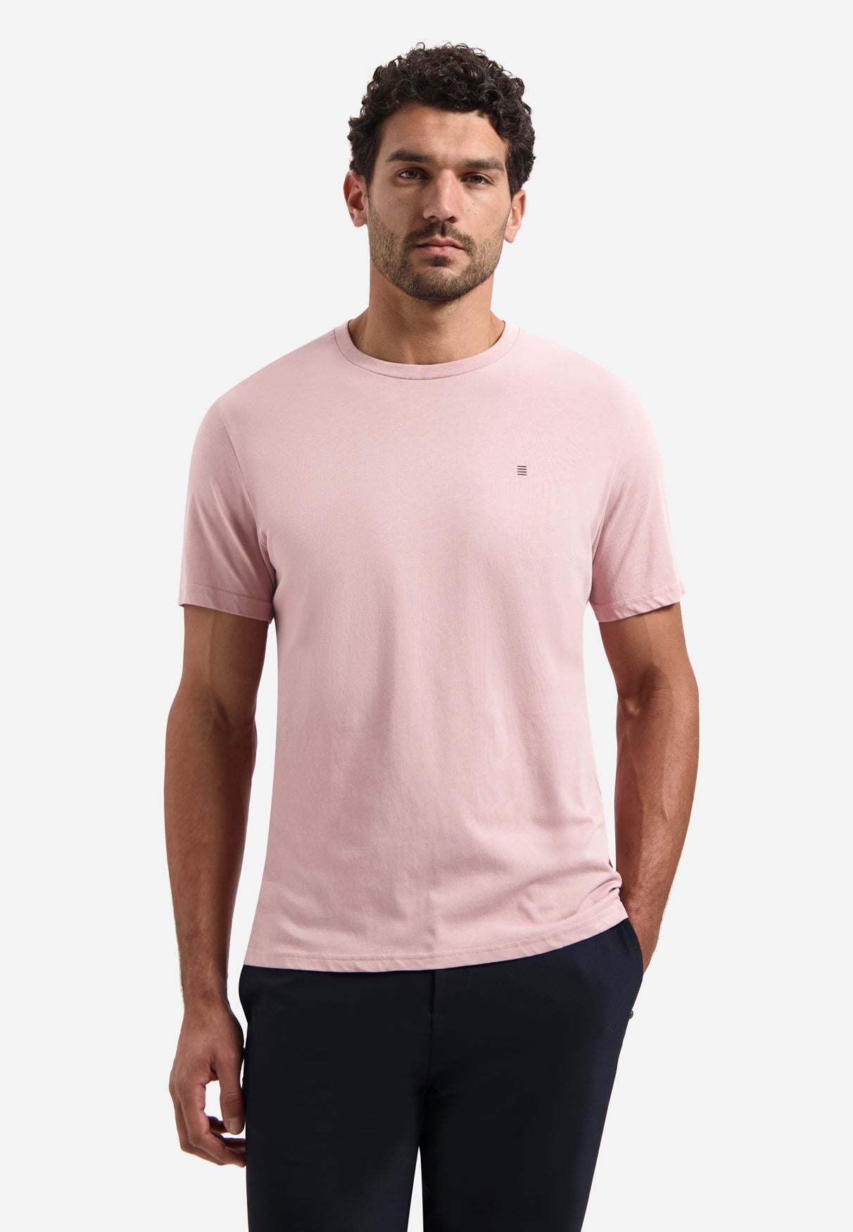 Einfarbiges Basic-T-Shirt mit Rundhalsausschnitt. | Light Mauve