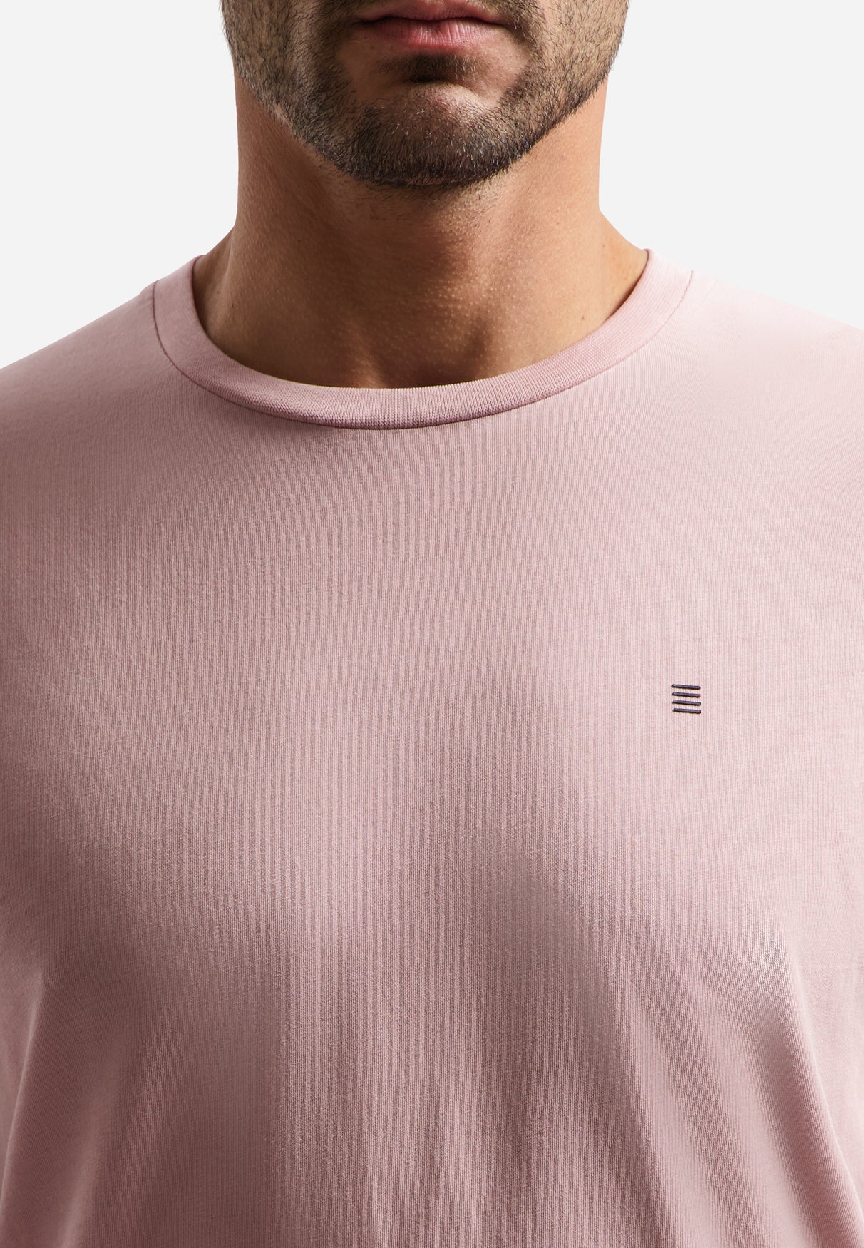 Einfarbiges Basic-T-Shirt mit Rundhalsausschnitt. | Light Mauve