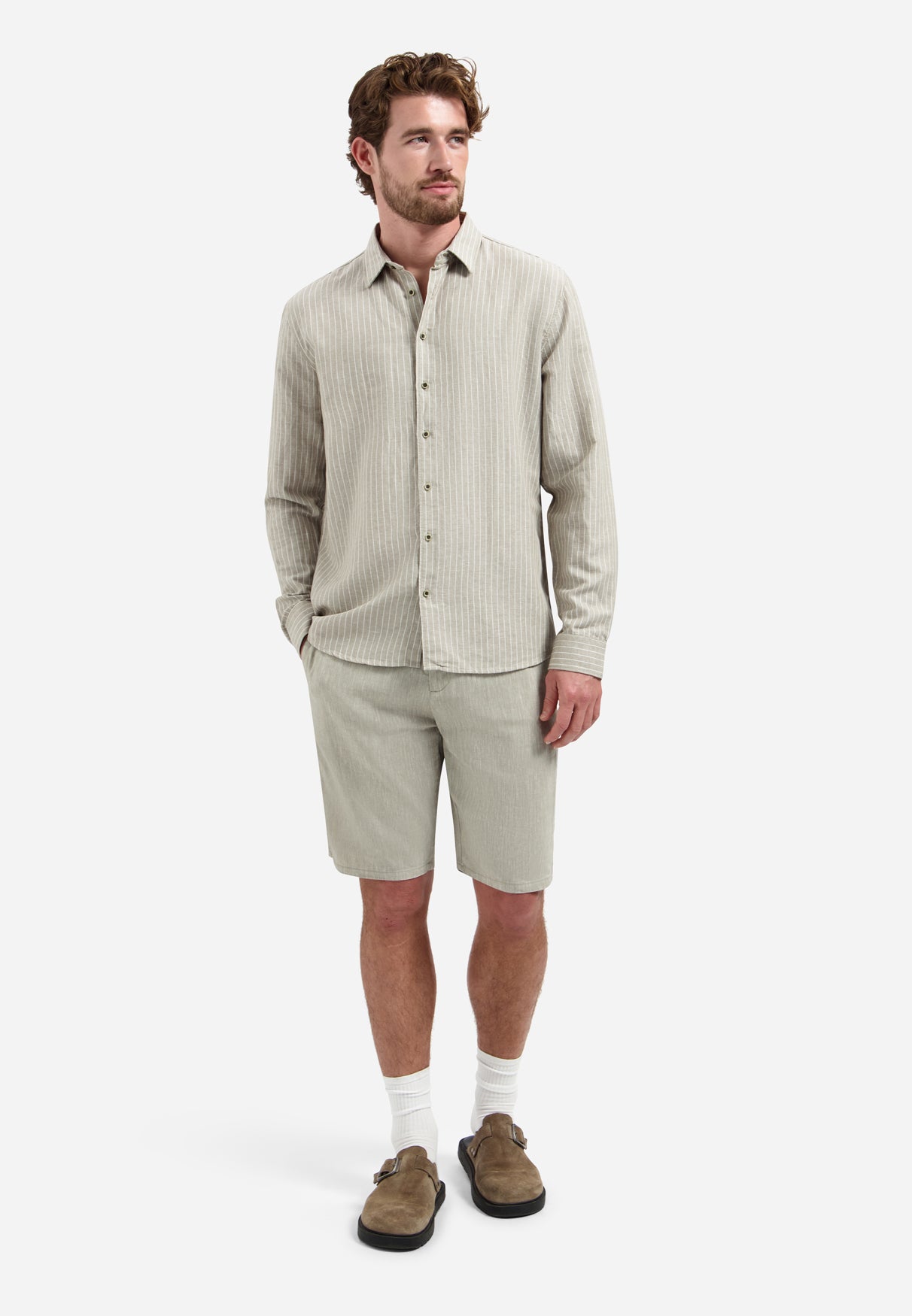 Hemd aus Leinenmischung mit feinen Streifen | Taupe