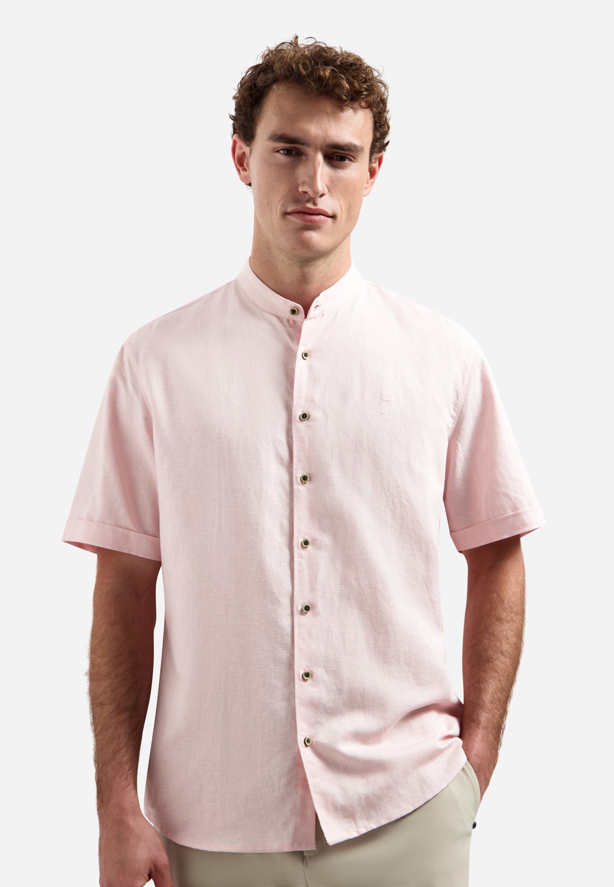 Linen blend shirt with short sleeves and a stand-up collar | Soft Pink