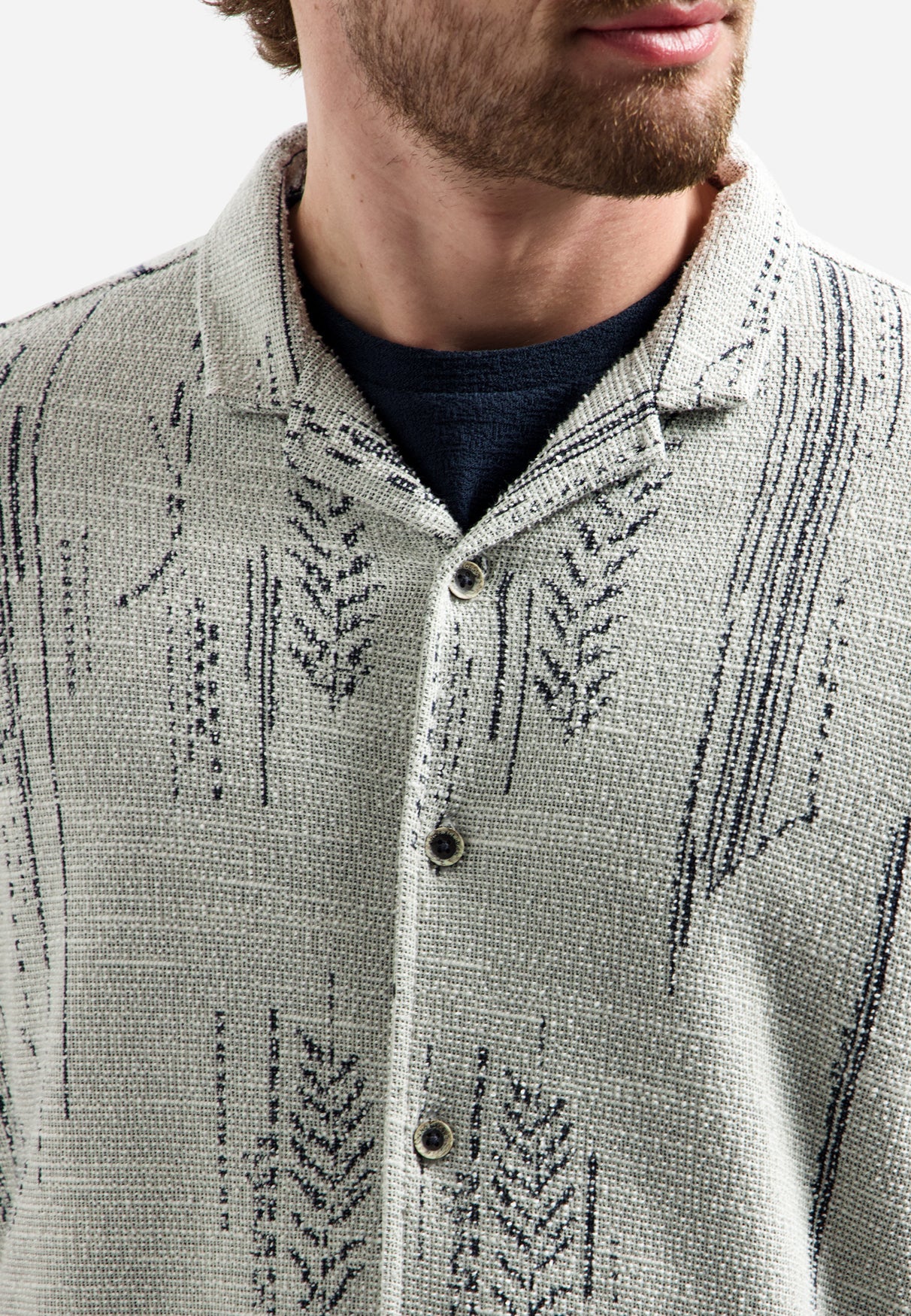 Jacquardhemd mit kurzen ÄrmelnStretchhemd mit Allover-Print | Kit