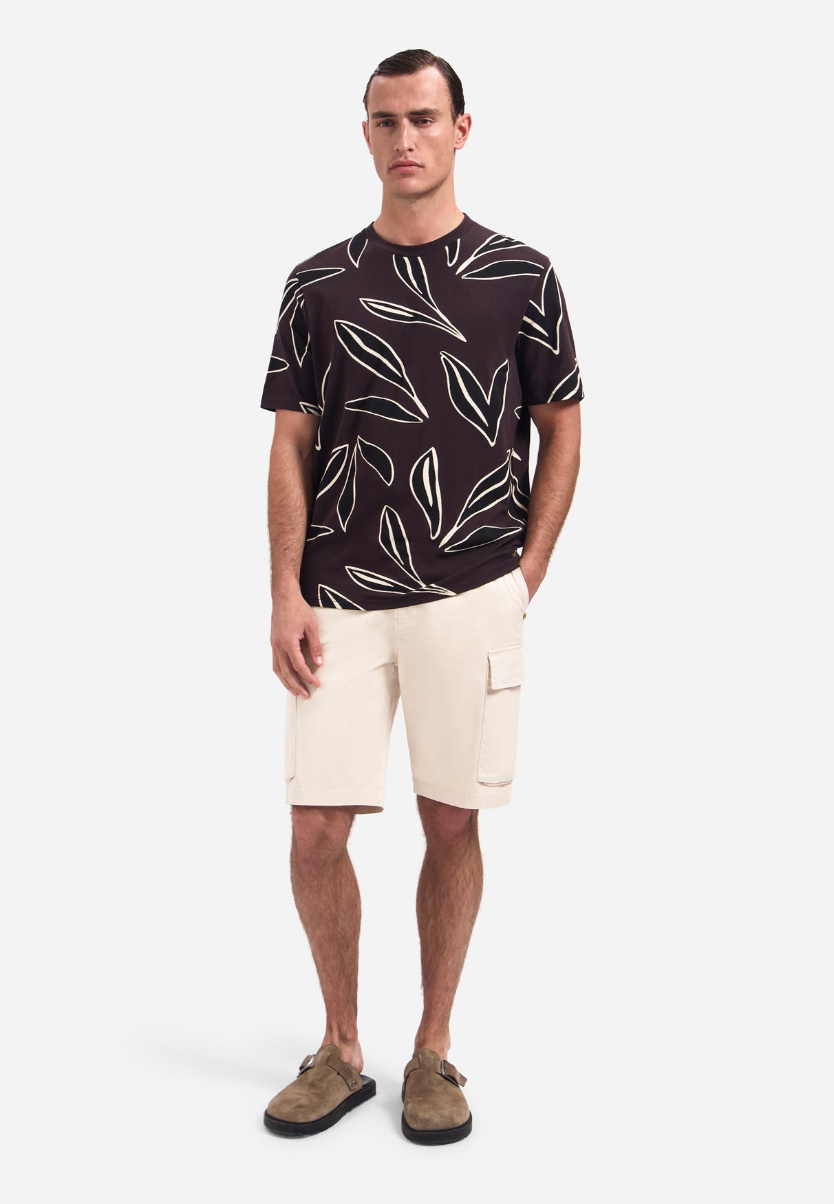 T-Shirt mit kurzen Ärmeln und Aufdruck | Dark Brown