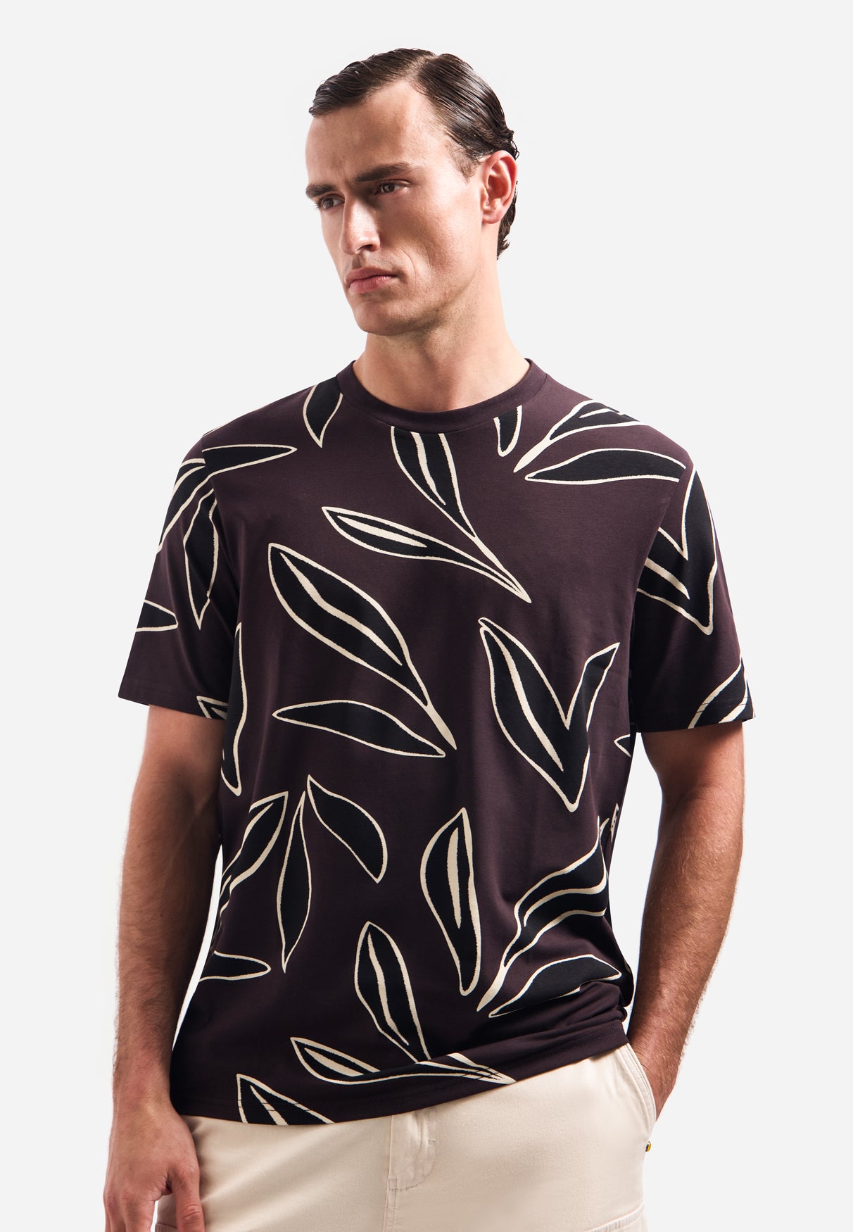 T-Shirt mit kurzen Ärmeln und Aufdruck | Dark Brown
