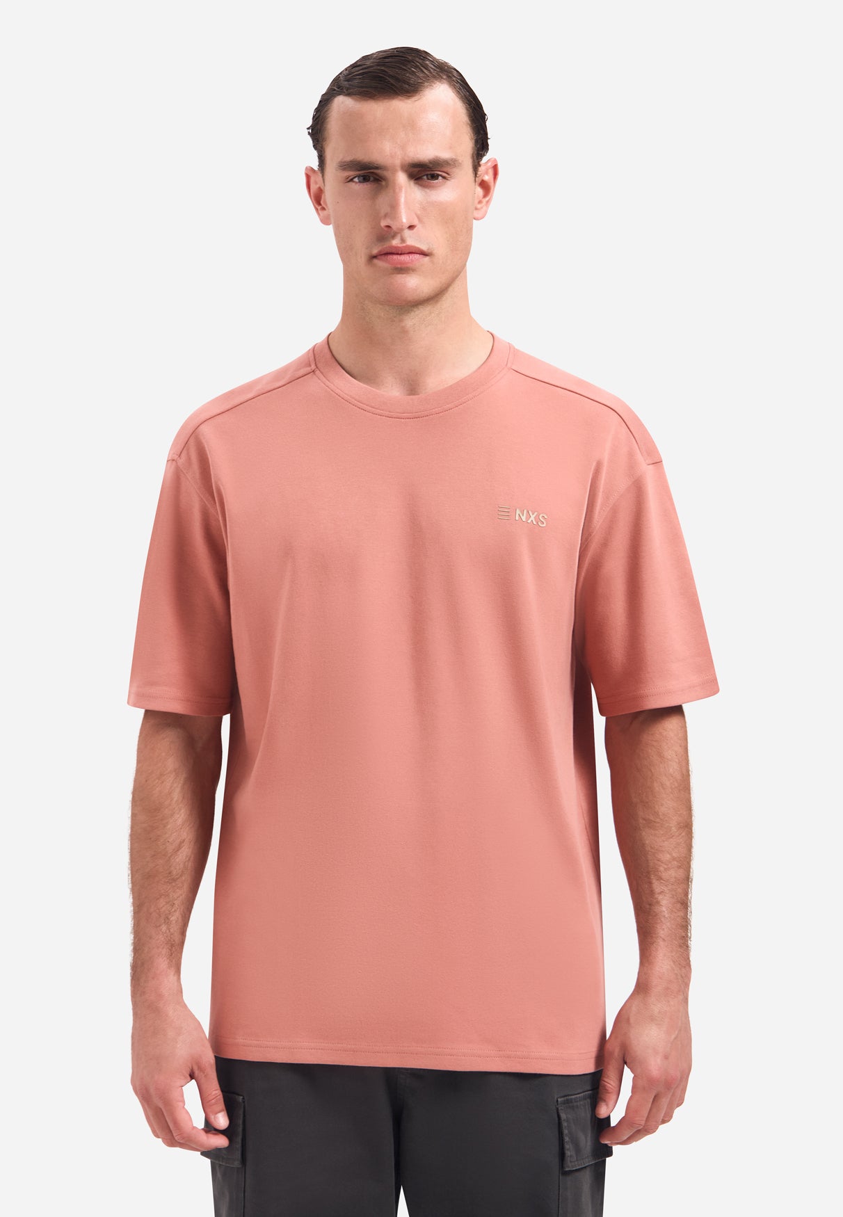 T-Shirt mit Rundhalsausschnitt, kurzen Ärmeln und Aufdruck auf dem Rücken | Coral
