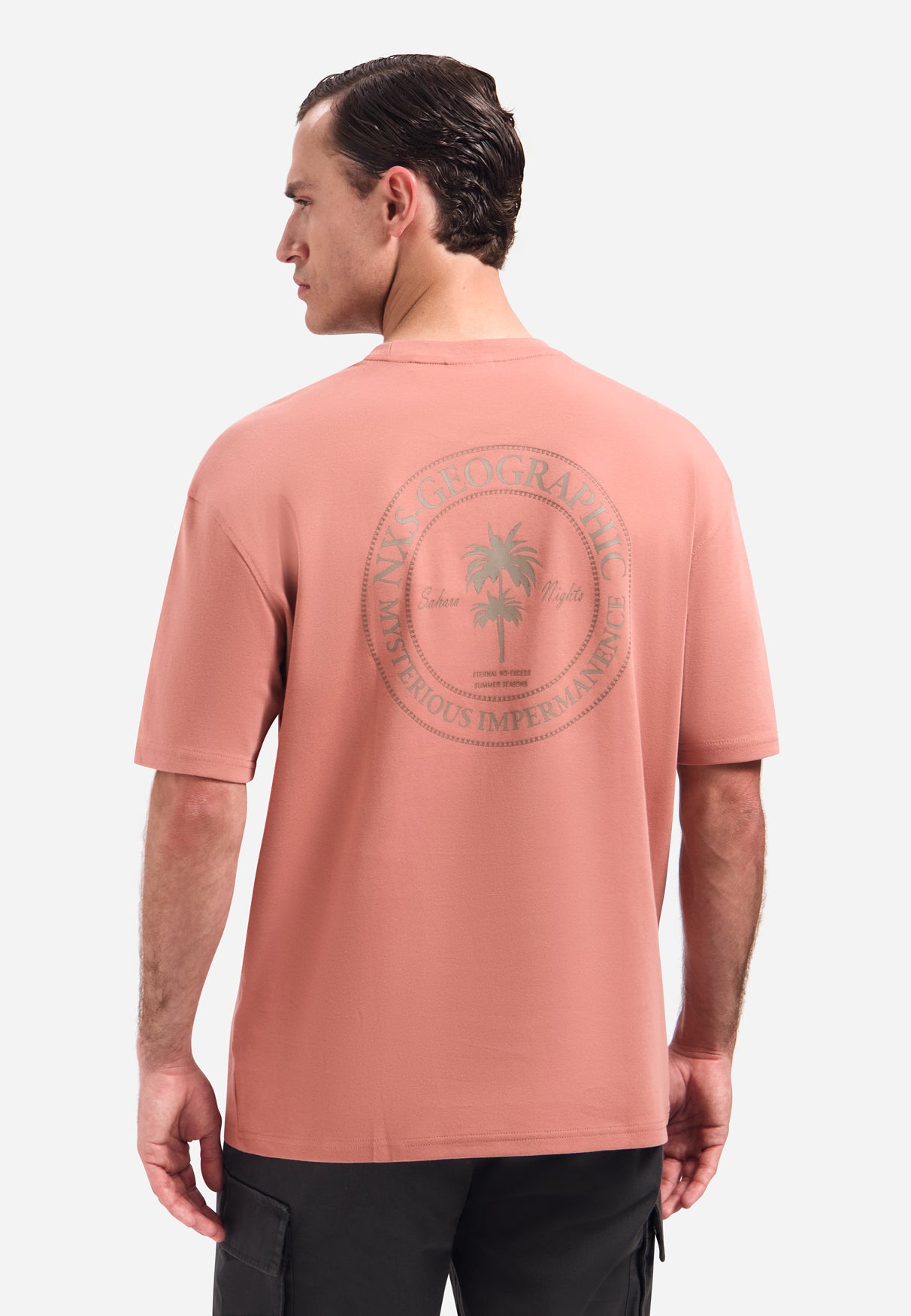 T-Shirt mit Rundhalsausschnitt, kurzen Ärmeln und Aufdruck auf dem Rücken | Coral