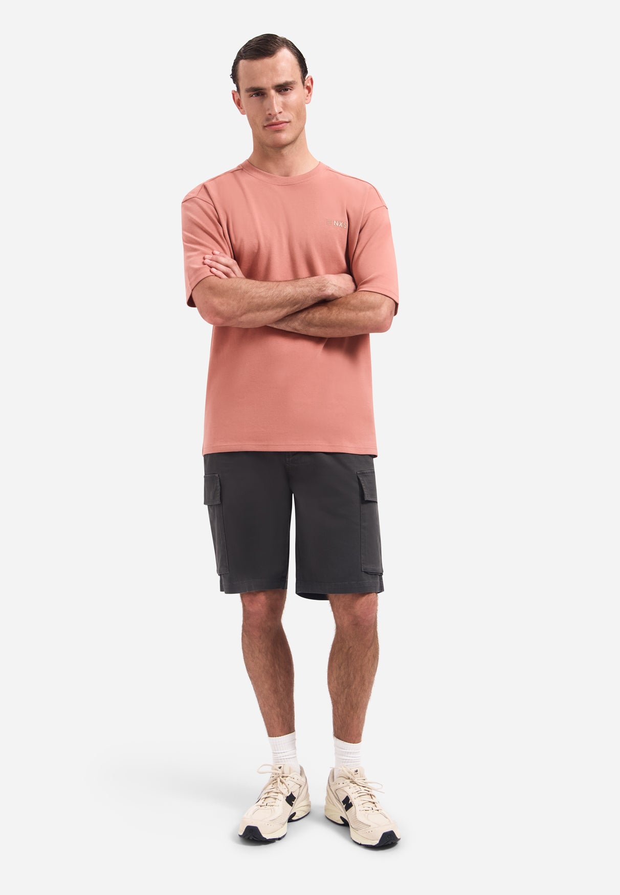 T-Shirt mit Rundhalsausschnitt, kurzen Ärmeln und Aufdruck auf dem Rücken | Coral