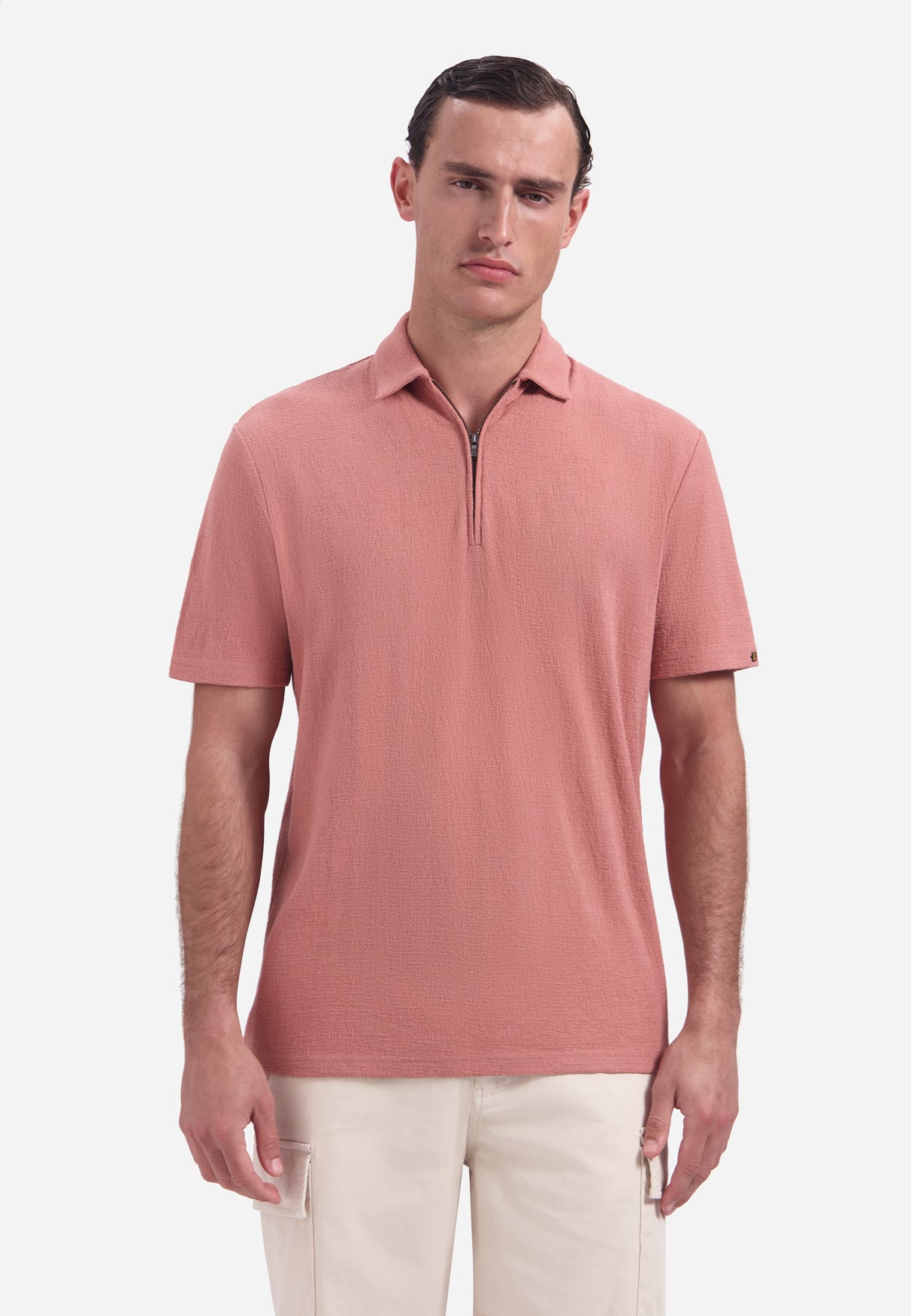 Short-sleeve V-neck polo with a zip-front | Coral