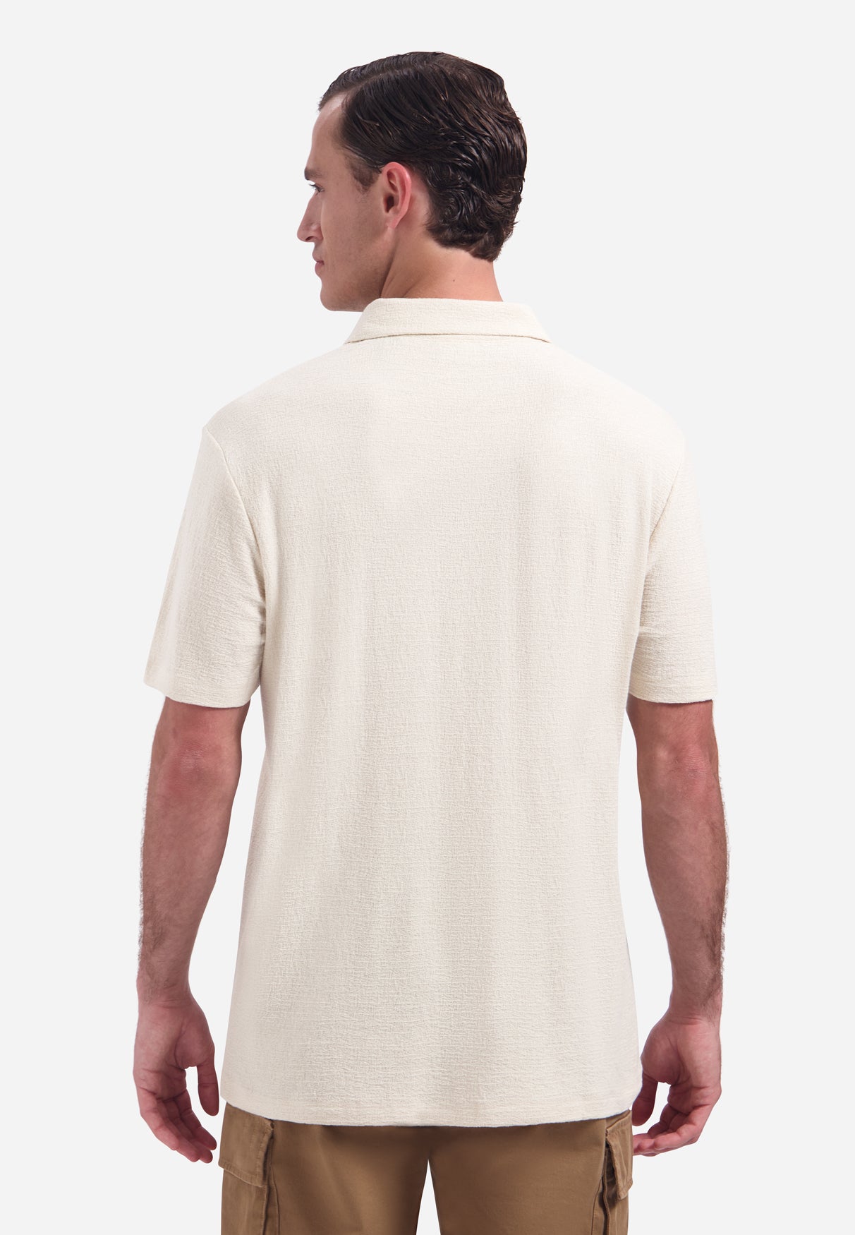 Short-sleeve textured V-neck polo | Stone