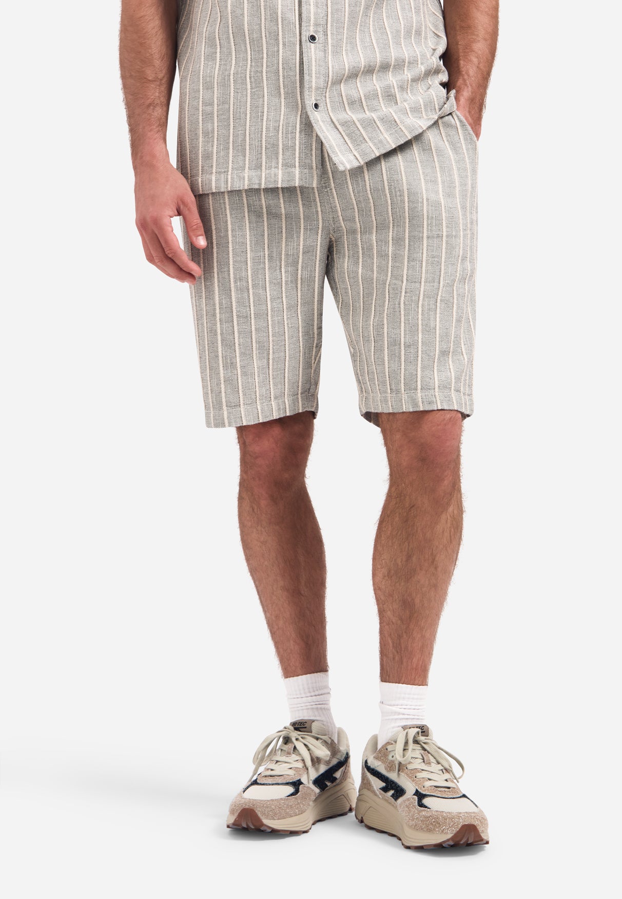 Gestreifte Cargoshorts mit Kordelzug | Sand