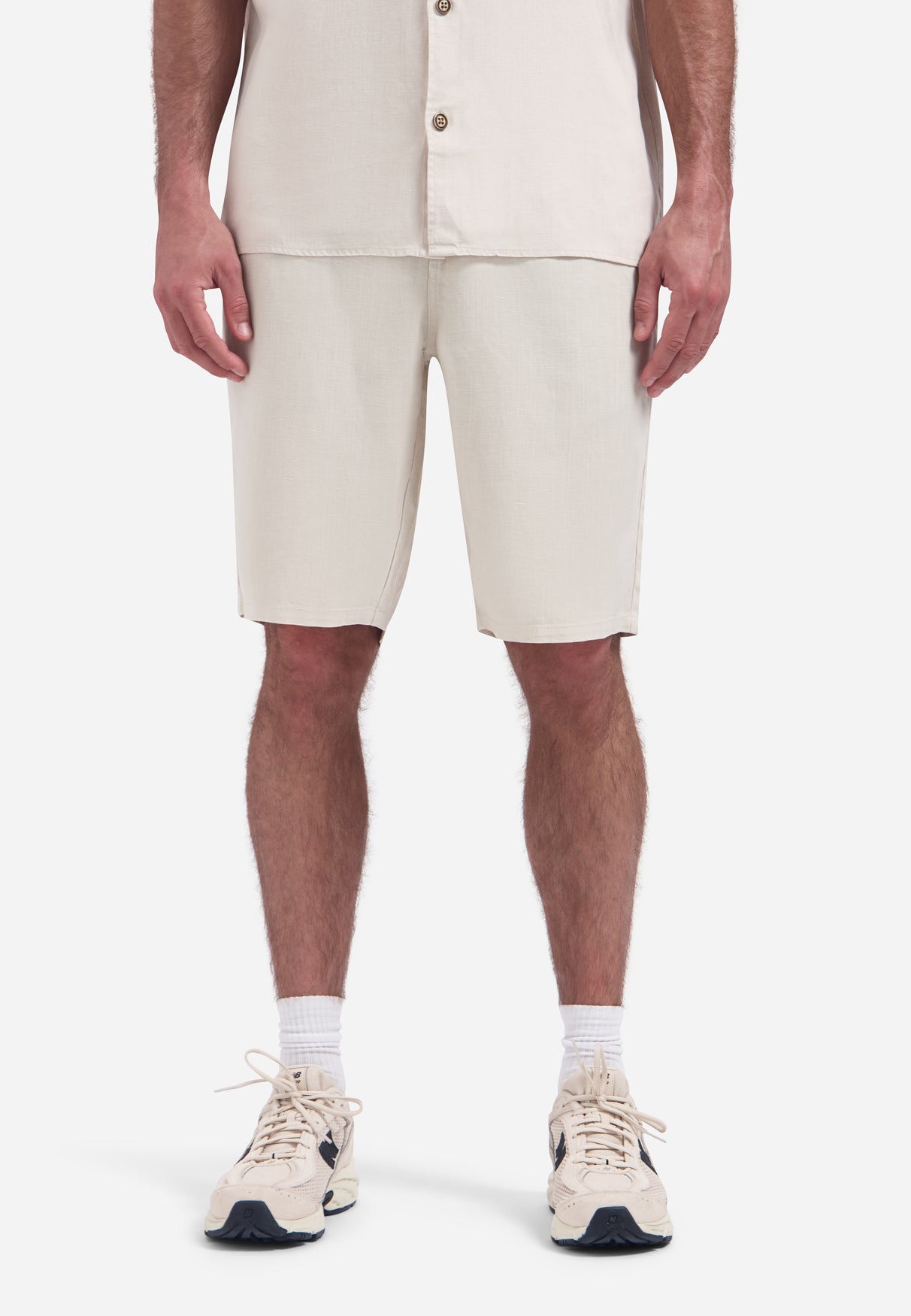Chino shorts with drawstring | Stone