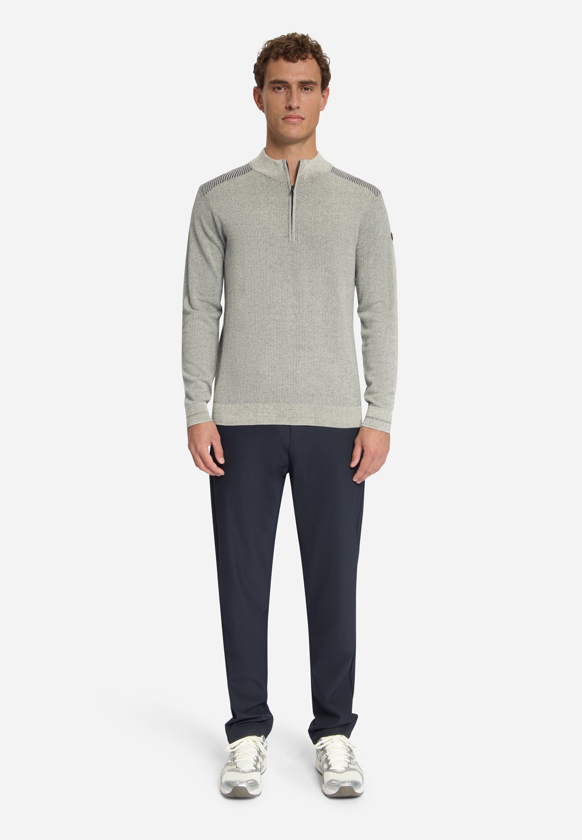 Pullover mit Halbreißverschluss und Metallverzierung | stone