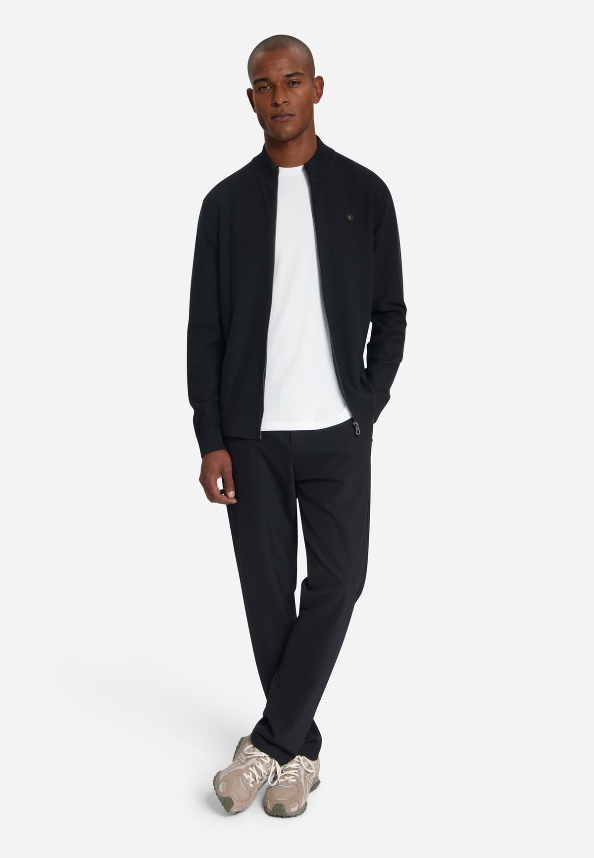 Strickjacke mit durchgehendem Reißverschluss | Black