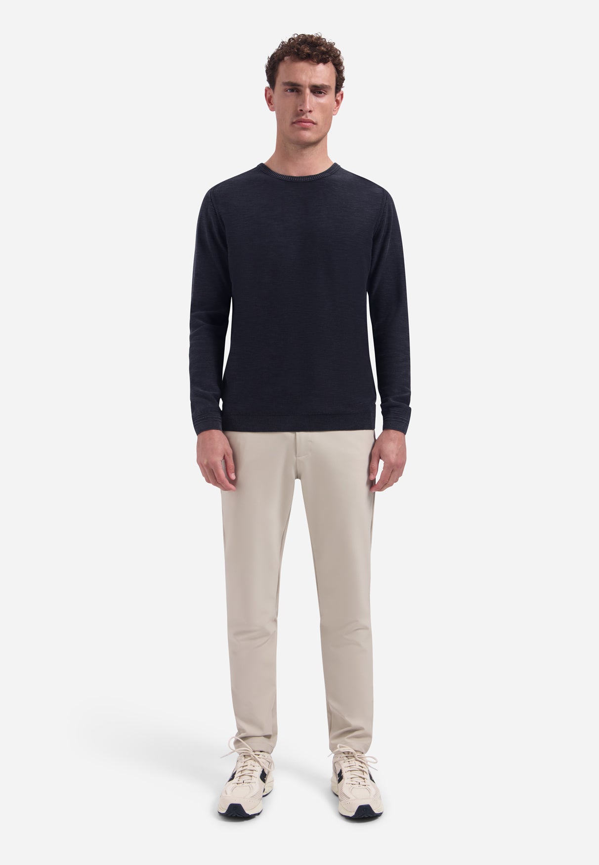 Zeitlose Basics Stonewashed Pullover | Black